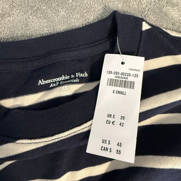 Abercrombie and Fitch Long-Sleeve Jersey Easy Tee, dark indigo stripe, XS - Picture 4 of 5